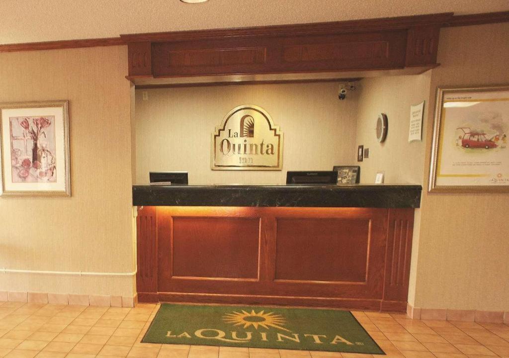 La Quinta Inn By Wyndham Detroit Southgate Esterno foto